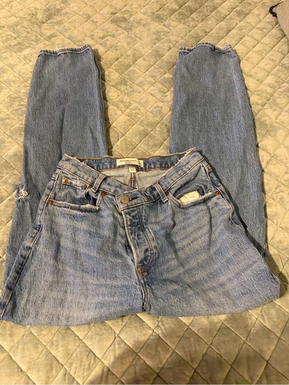 Abercrombie & Fitch Curve Love '90s High Rise Straight Jeans